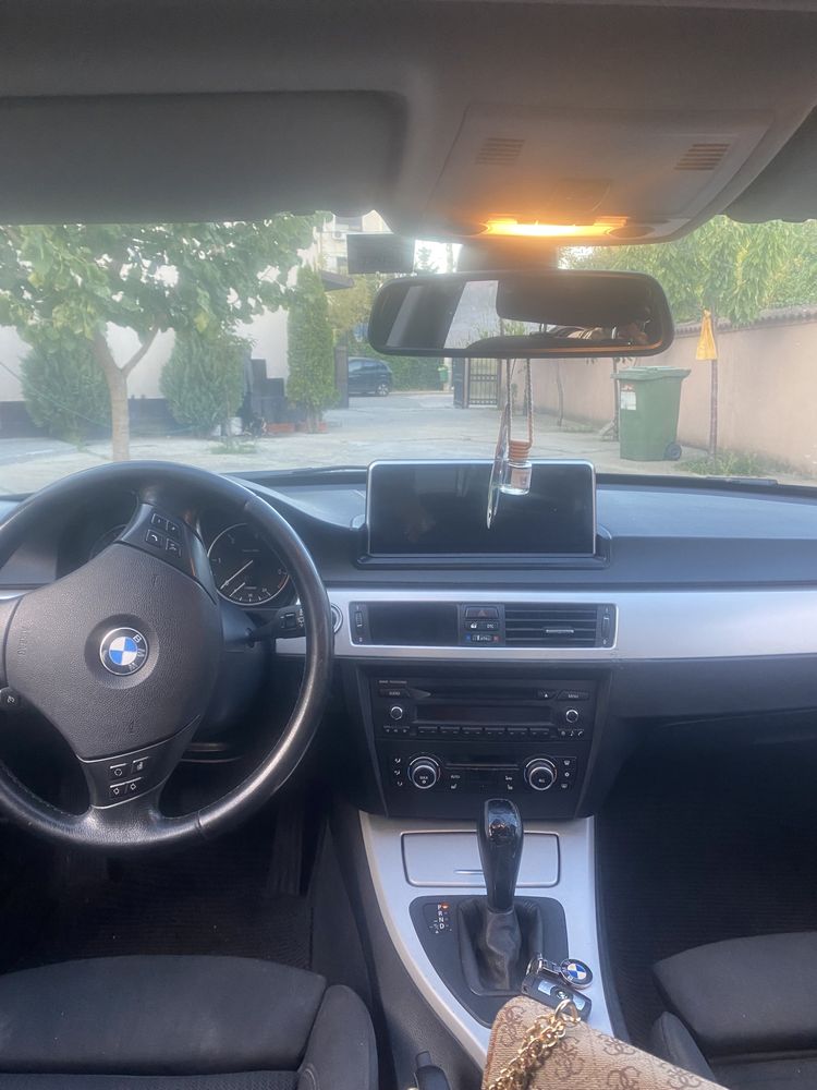BMW 320d Facelift/automat
