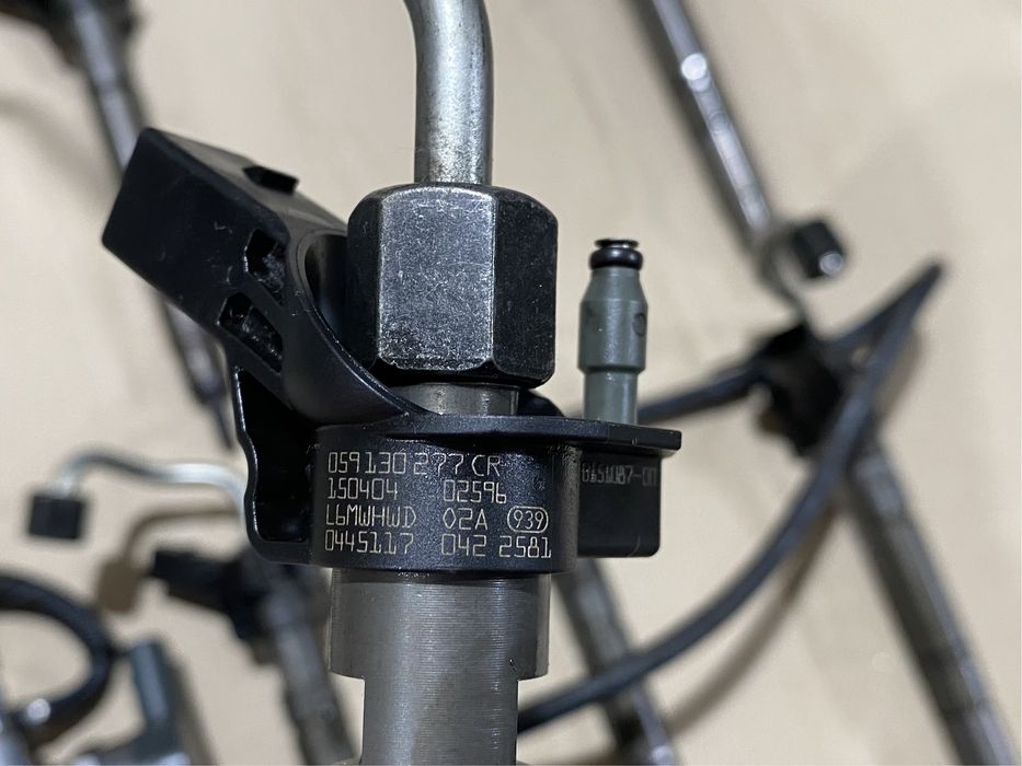 Kit injectie / Injectoare / Pompa / Rampe Audi 3.0 CRT CZV A5 A6 A7 Q7