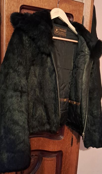 Scurta cu gluga din blana naturala