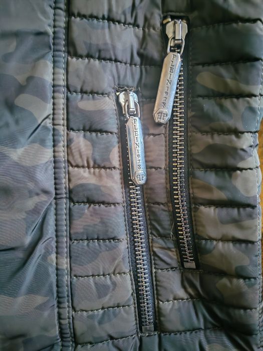 Geaca Philipp Plein marimea M,model army