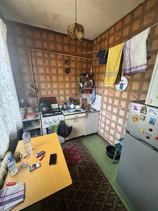 Квартира продаётся Чиланзар 7 квартал 3/4/4 без ремонта Актепа круг