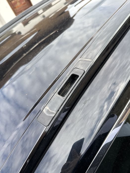 Vand bare transversale THULE WING BAR EVO + kit prindere şine flush