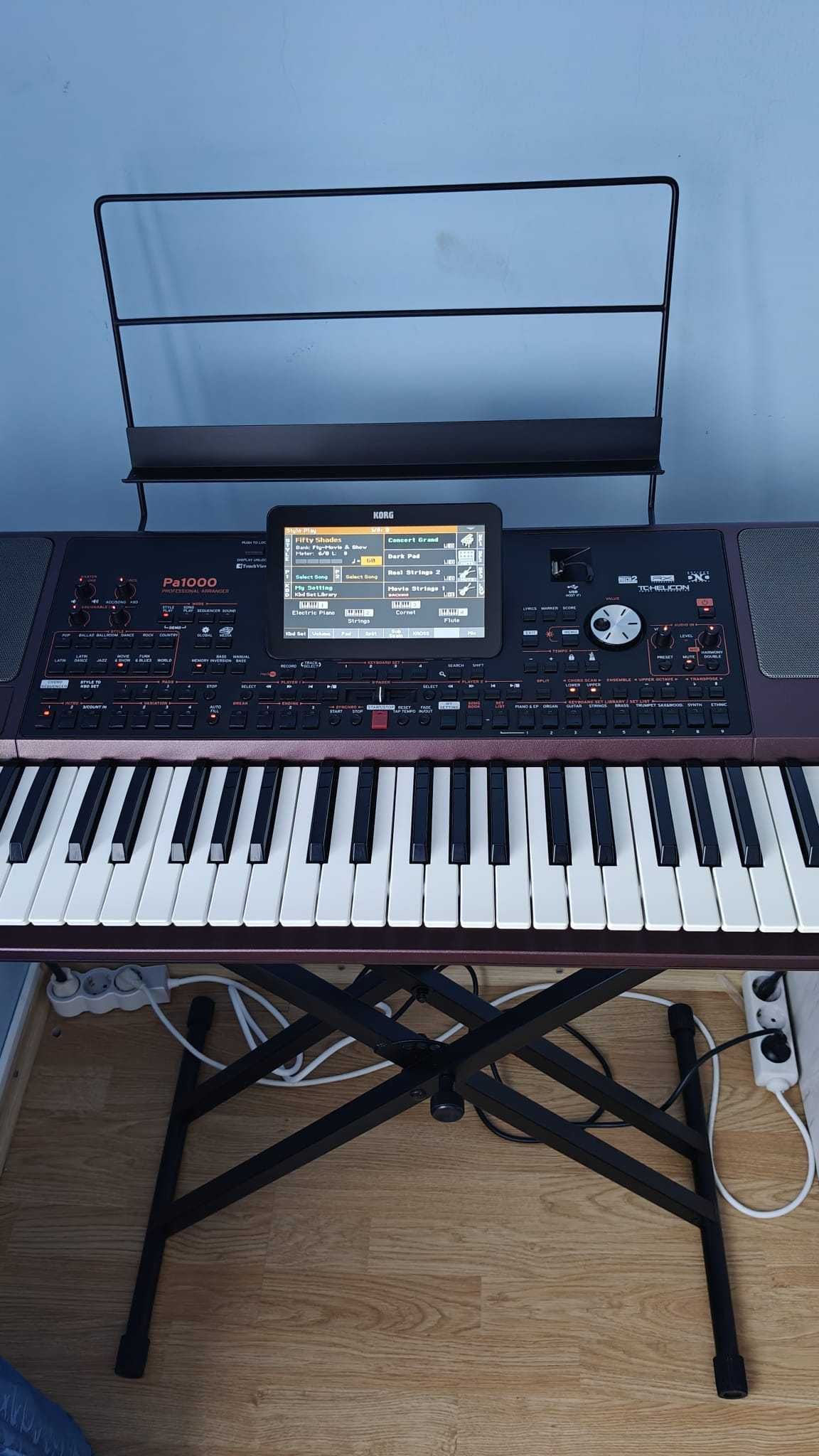 Korg PA-1000 – stare impecabilă, folosit foarte puțin, ca nou