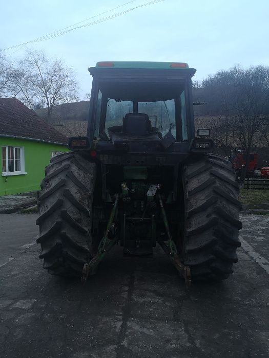 Dezmembram John Deere 4240