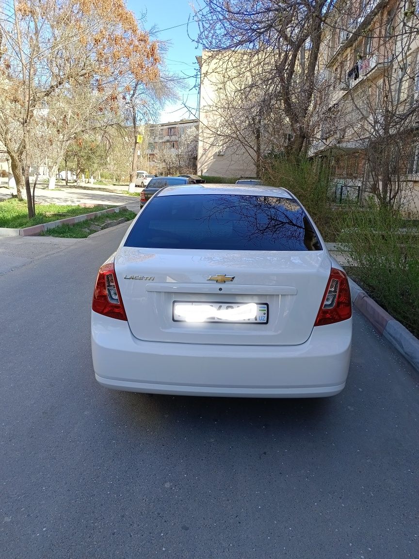 Moshina xolati yaxshi kiraska toza