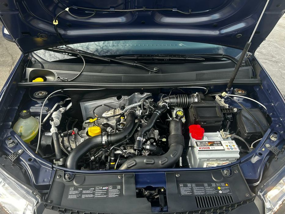 Logan Mcv Prestige  2015 90.000 de km full options stare noua