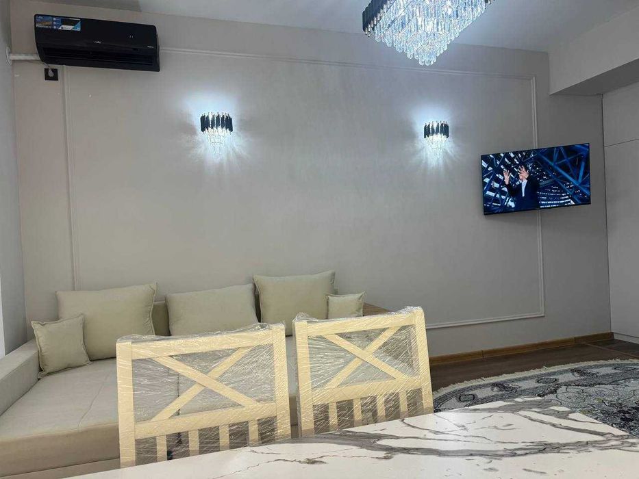 Гранд сити 1/2/6 евро квартира 33м2: Яшнабад УзБум ПРОДАЖА СРОЧНАЯ