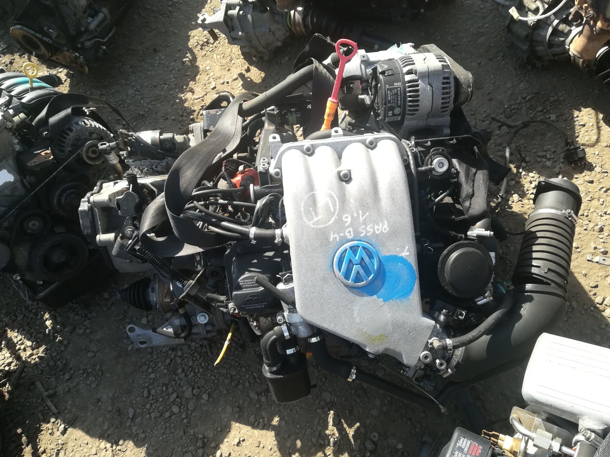 Двигатель на Фольксваген Пассат 1.8 Гольф 1.8 2.0 Вольво 2.4 дизель