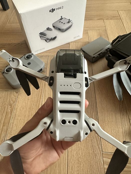 Запазен Дрон DJI Mini 2 fly more combo