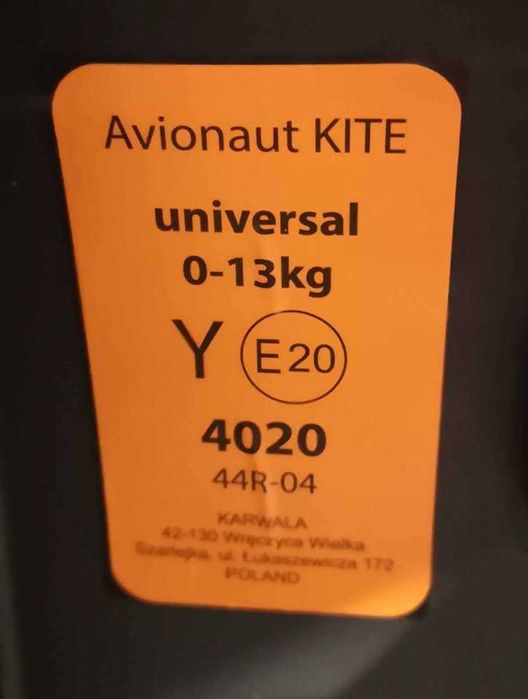 Scaunel auto scoică universal Avionaut Kite impecabil
