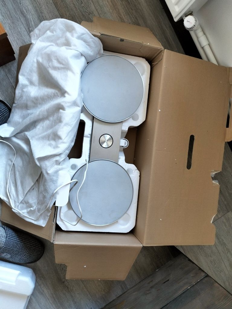 Beosound 8 Beoplay bang& Olufsen
