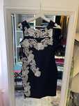 Rochie elastica cu broderie
