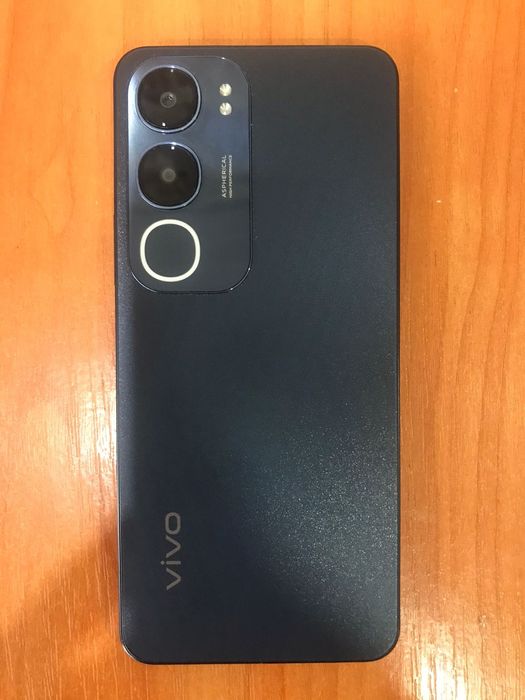 Vivo Y19s 128гиг 8 ядерный процессор