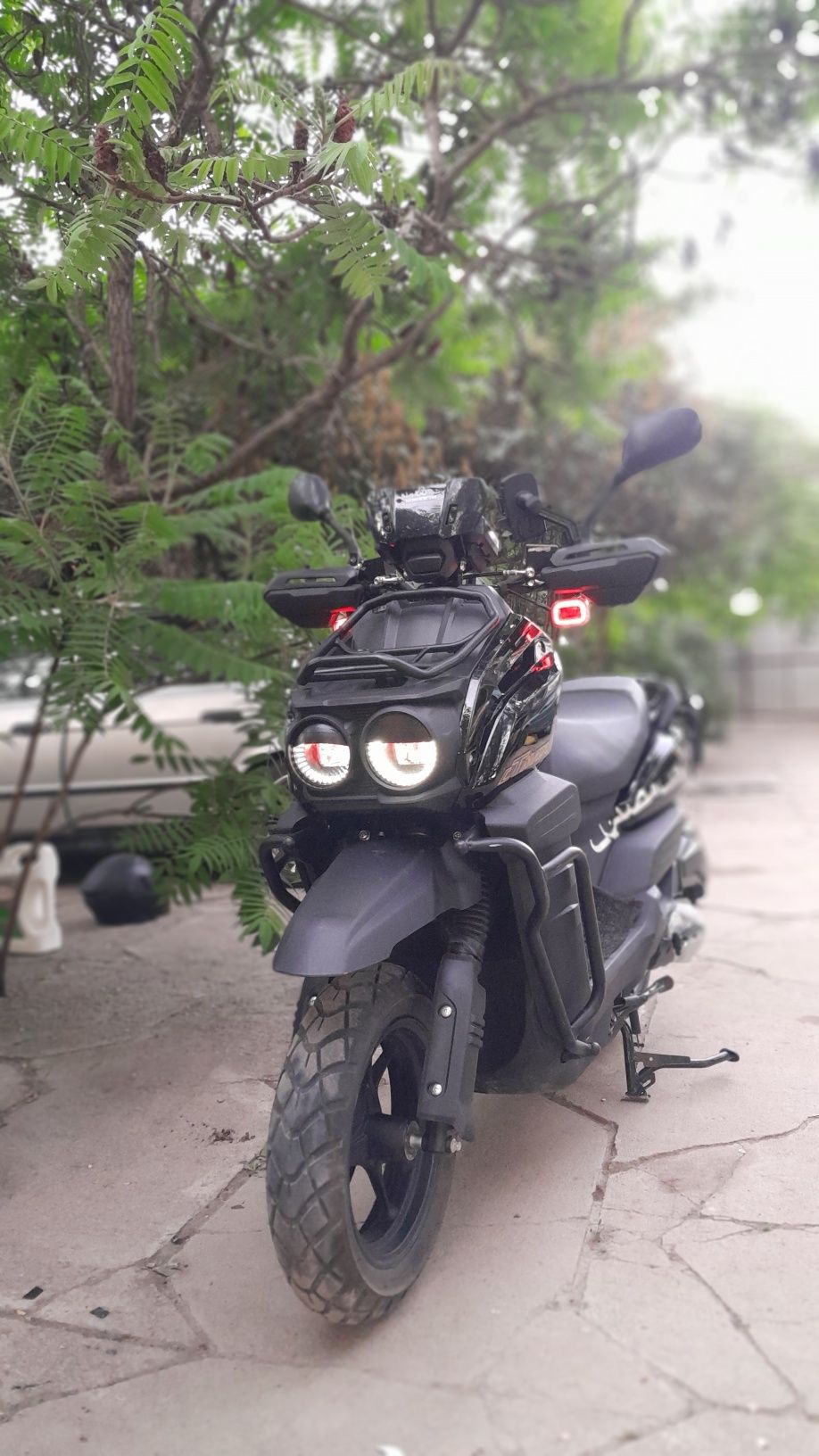 Продаётся мопед танк 1000км пробег