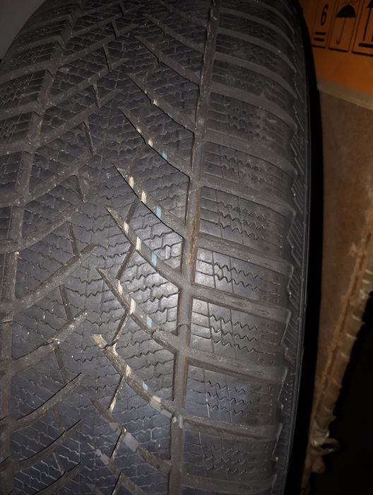 Anvelope 205 215 225 235 / 45 55 65 / R 17 18