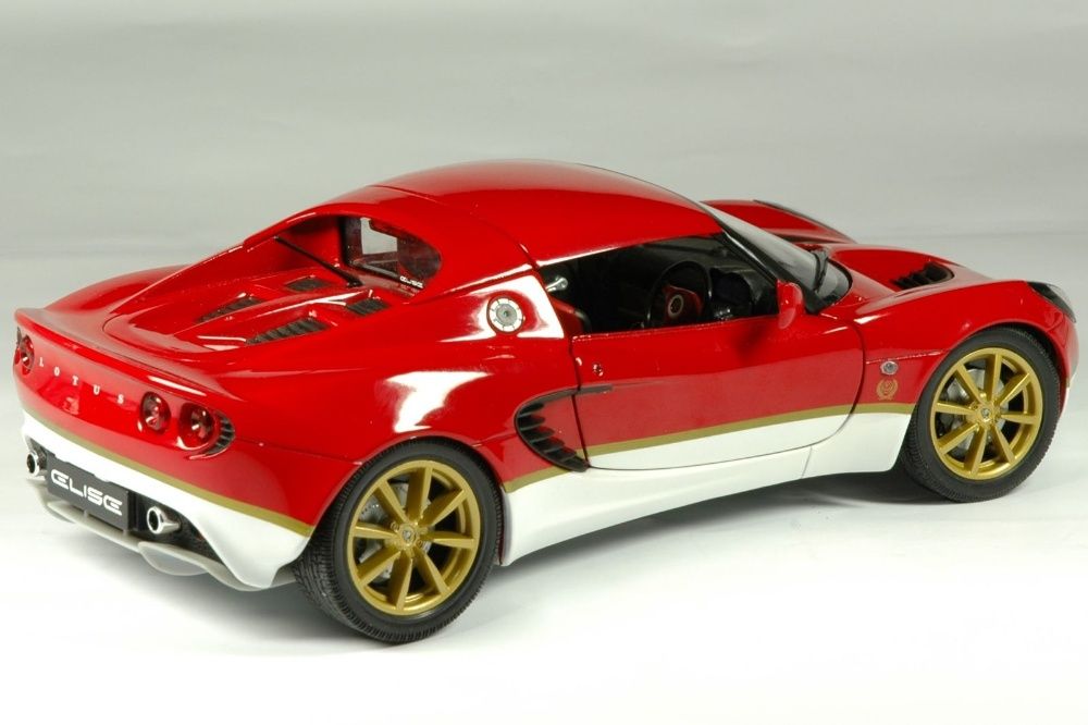 Модель 1:18 Lotus Elise (Jadi)