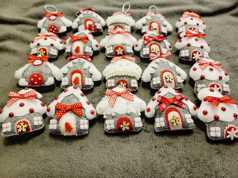 Ornamente brad din fetru