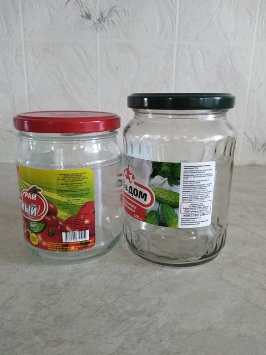 Банки крышка закручивается