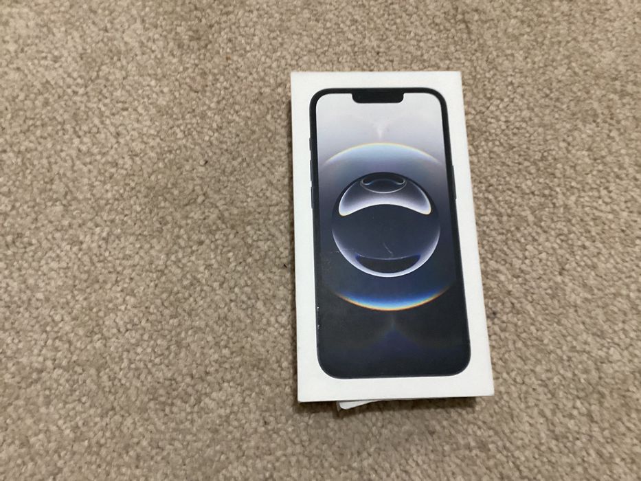 iPhone 16 e 128 g