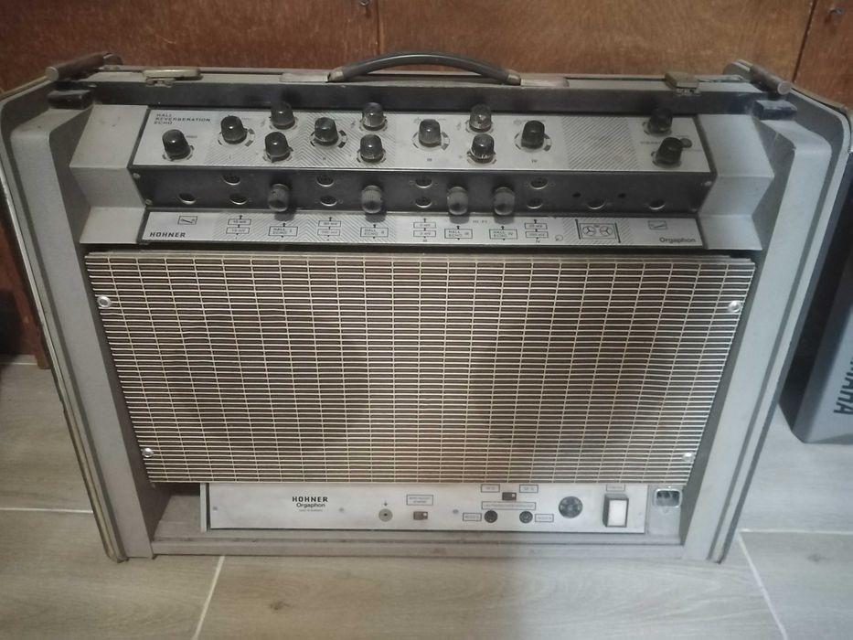 Hohner orgaphon 60MH кубе за китара