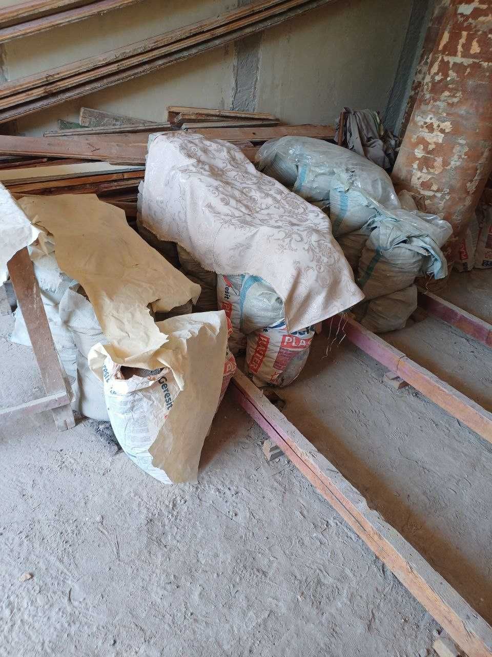 Продаю половые доски, лаги, окна двойные деревянные, двери деревянные