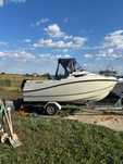 Vând urgent Barca cabinata quicksilver 455 cabin