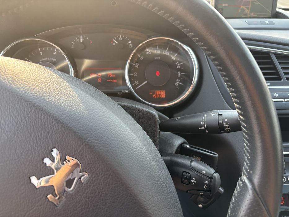 Pugeot 5008 153100 km !! Euro 5 1.6 benzina