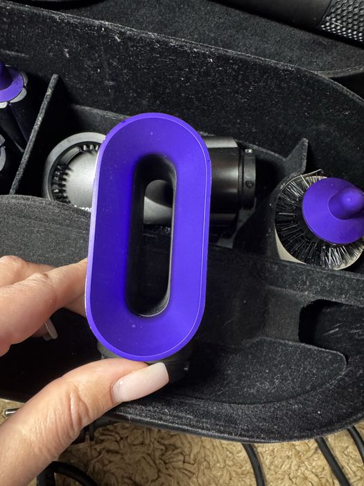 Uscator de par Dyson