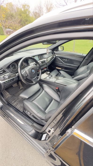 BMW F11 530d headup/360/softclose