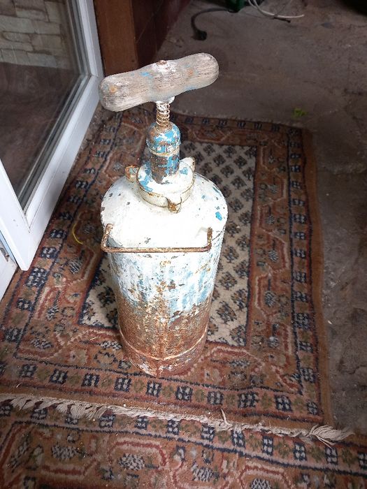 Pompă stropit de zugrăvit anul 1960