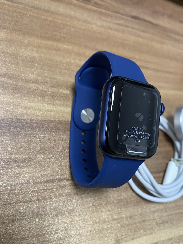 Apple Watch Seria 6 / 40 mm / GPS / Blue / Nou |