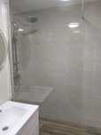 Panou de dus transparent