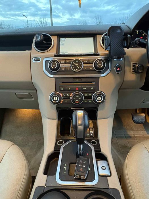 Vand Land rover Disovery 4