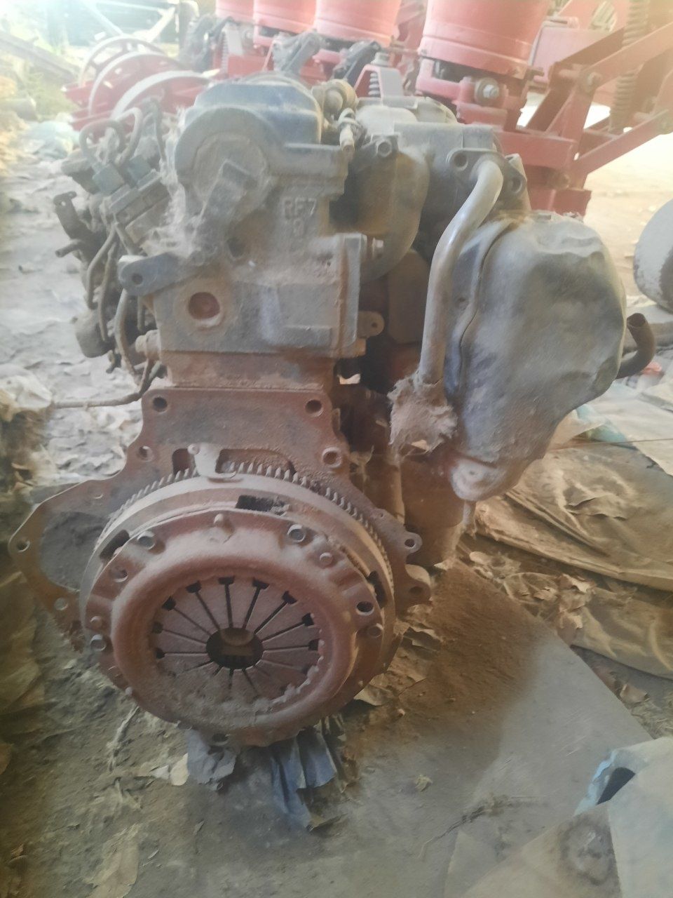 Mazda dizel motor RF7 sotiladi. Мазда дизел мотор РФ7 сотилади.