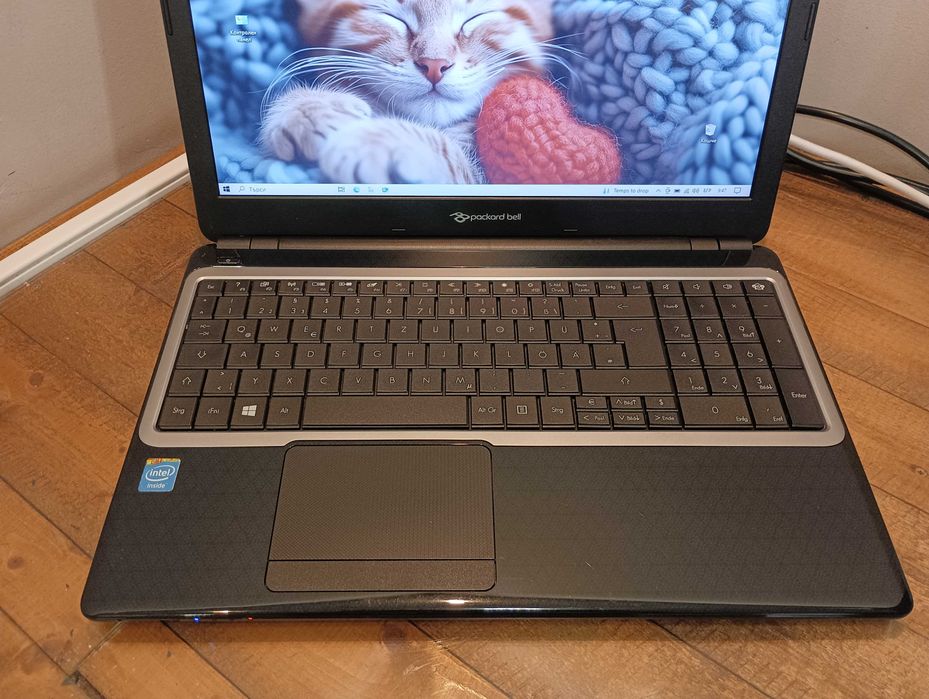 Лаптоп Packard Bell Z5WT3 / 15.6'