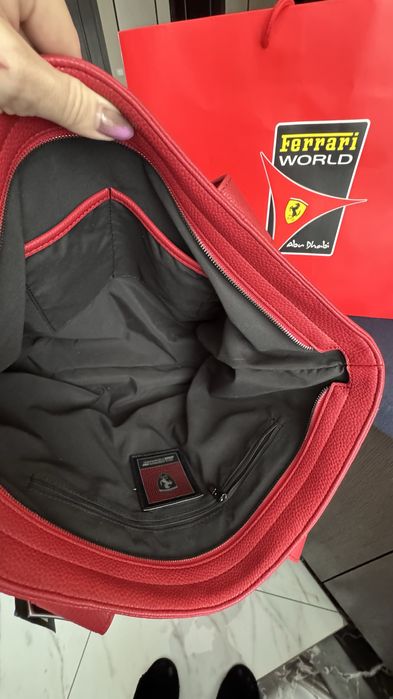 Scuderia Ferrari нова. Оригинална