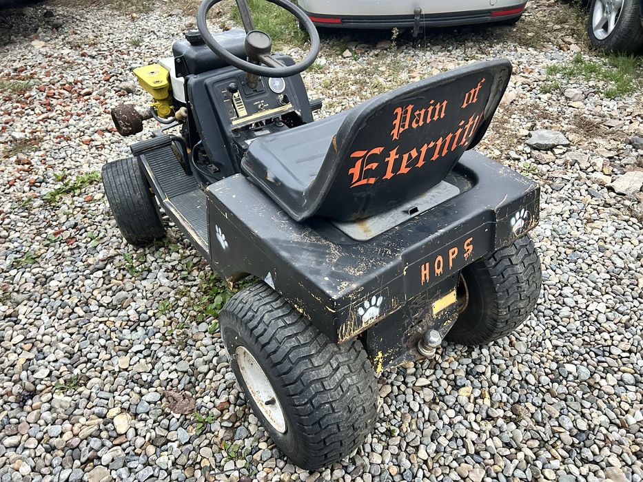 Tractoras de gazon fara masa (fara cutite pe motor )