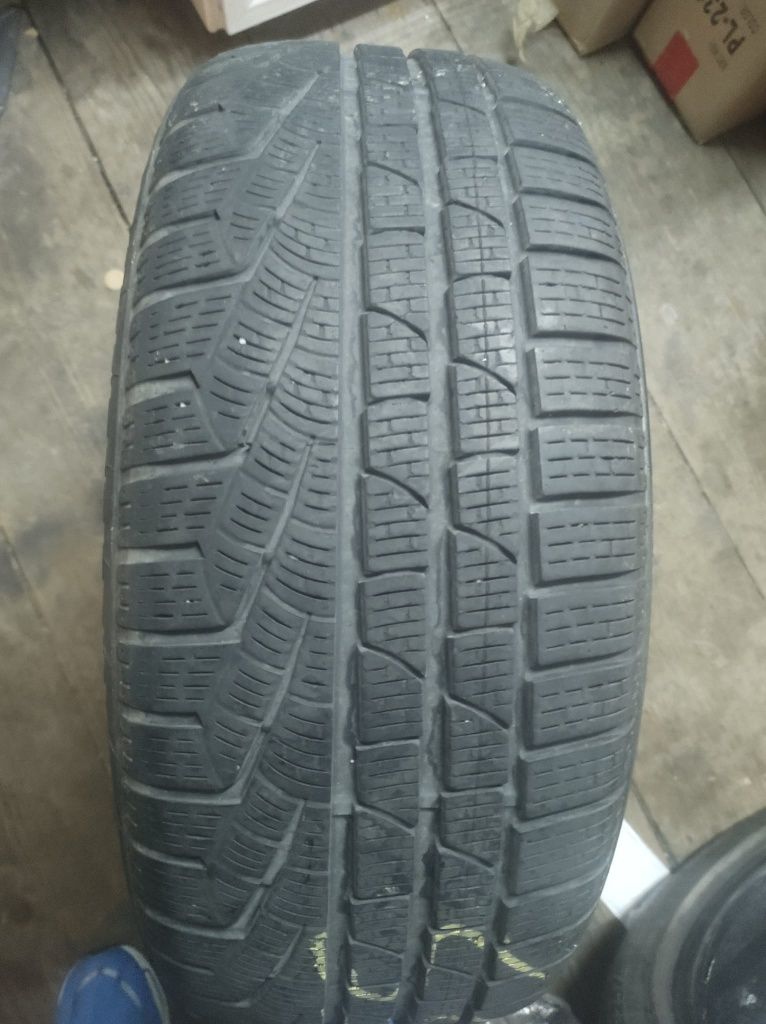 2anvelope iarnă Pirelli Stt0225 50 r17 94H