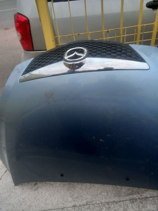 Вреден капак за Mazda 2
