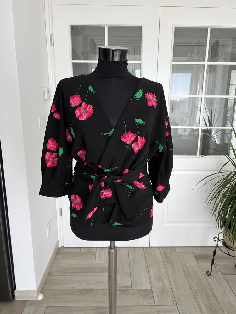Camasa neagra tip kimono, petrecuta, imprimeu maci, Zara