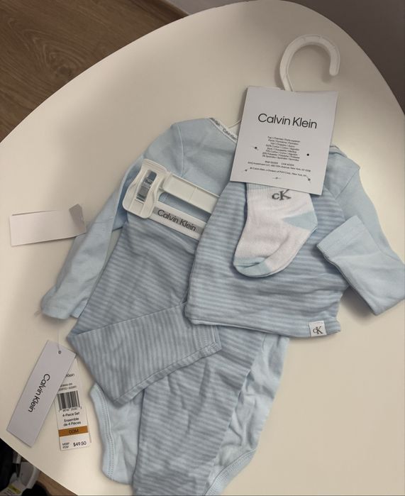 Calvin Klein - комплект 4части