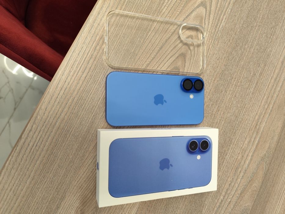 IPhone 16 128 GB Нов Телефон.