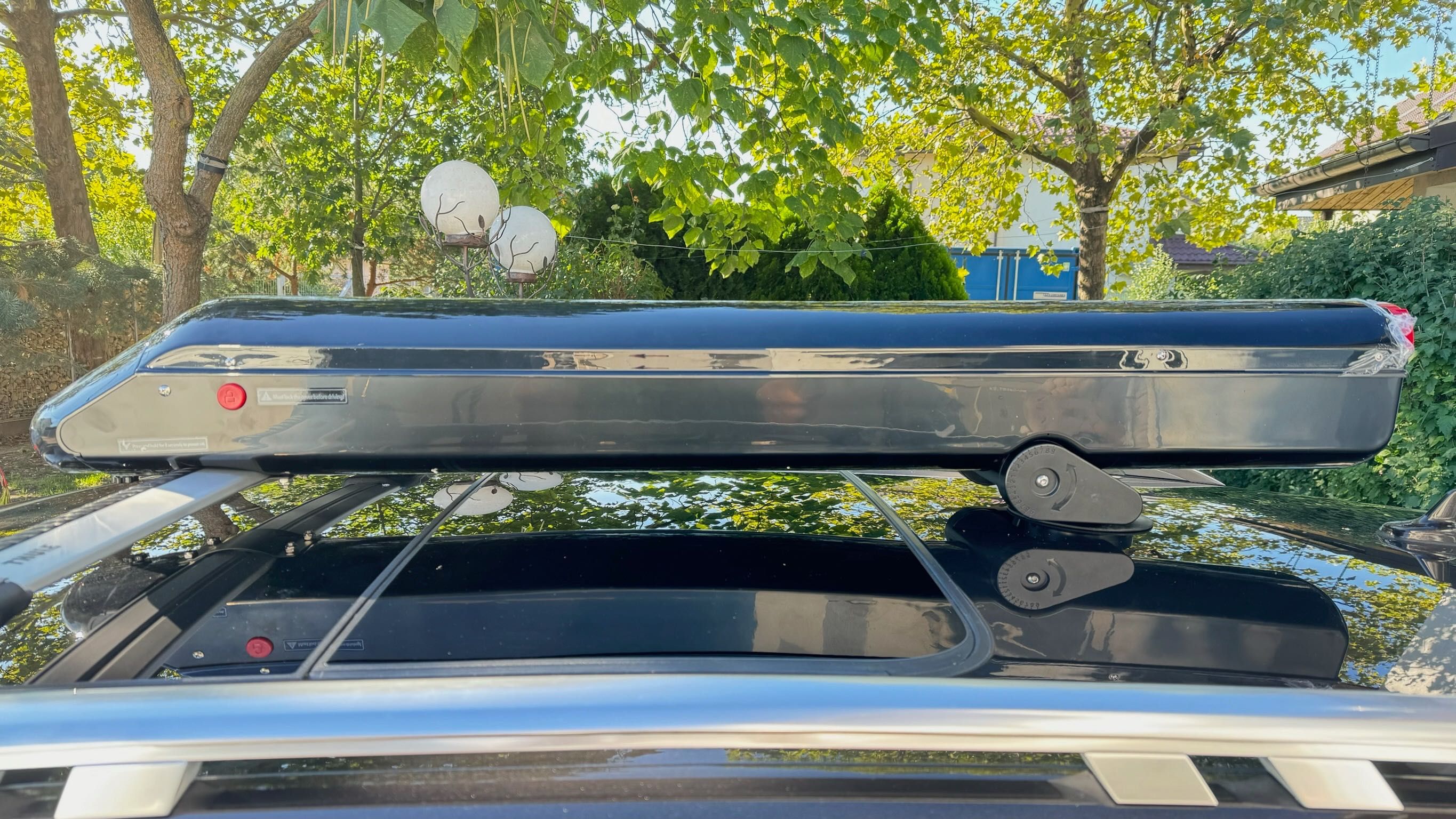Vand umbrela auto cu telecomanda