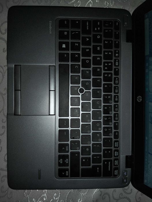 Laptop HP EliteBook 725 G2 – SSD, 16GB RAM, stare foarte bună