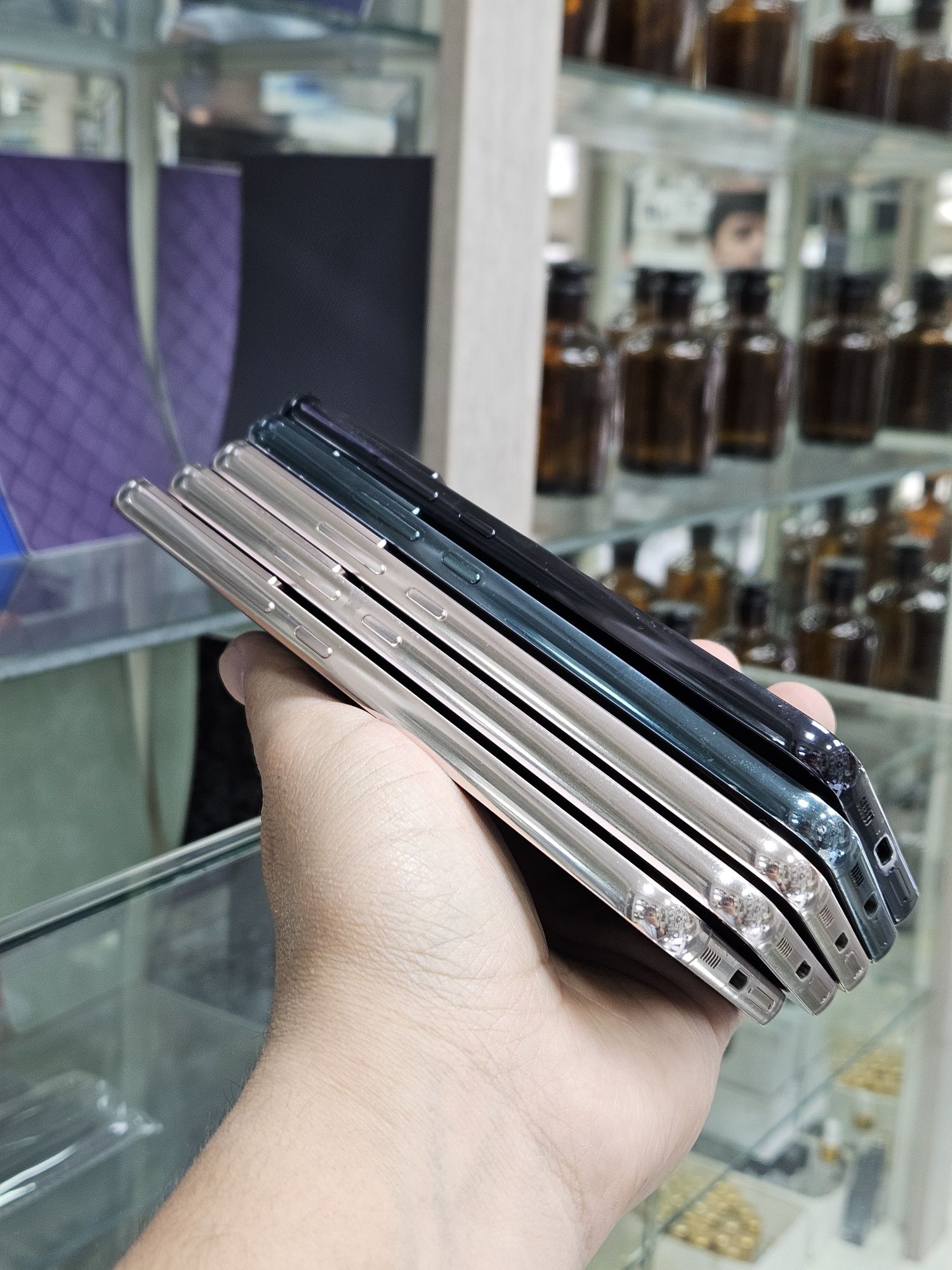 Samsung s22 plus 8/256Gb uzb boylab yetkazib beraman