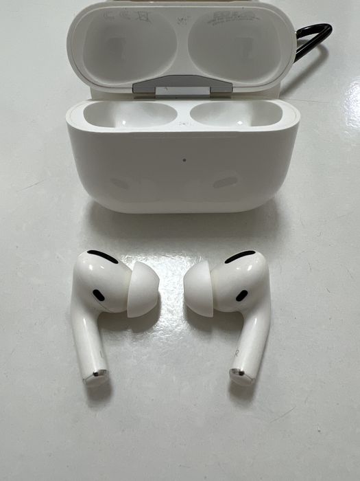 AirPods Pro от Apple