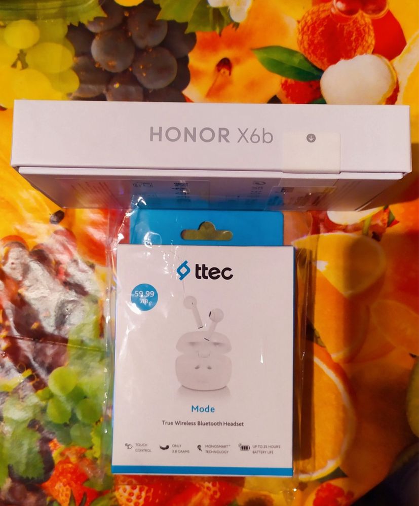 Honor X6b в комплект с безжични слушалки