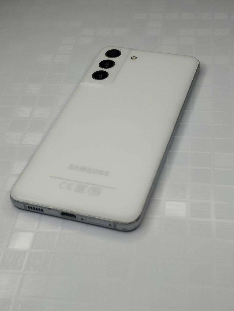 Samsung Galaxy S21 FE