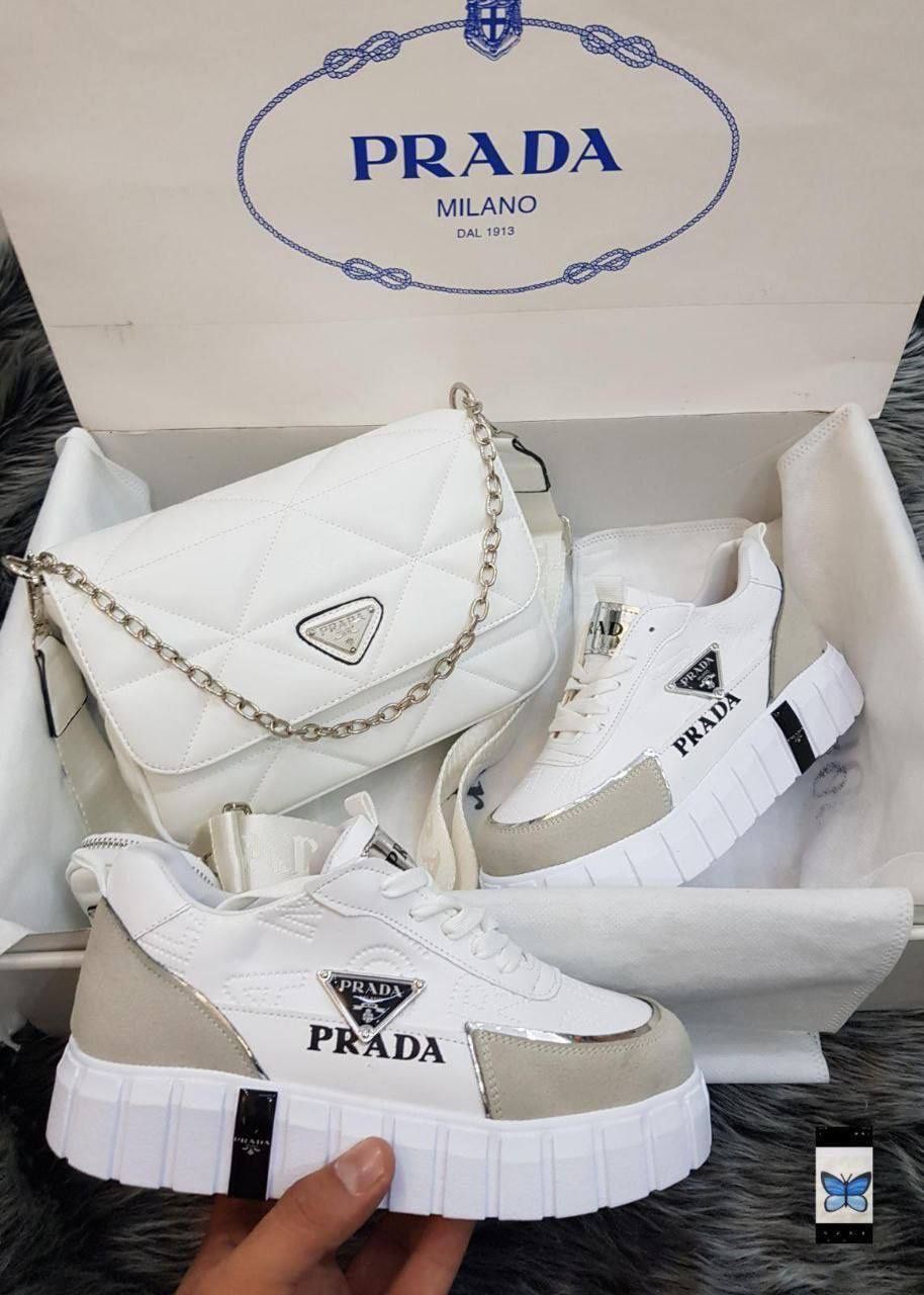 Set prada
36-40 280 lei
Geanta 280 lei
Set 480 lei