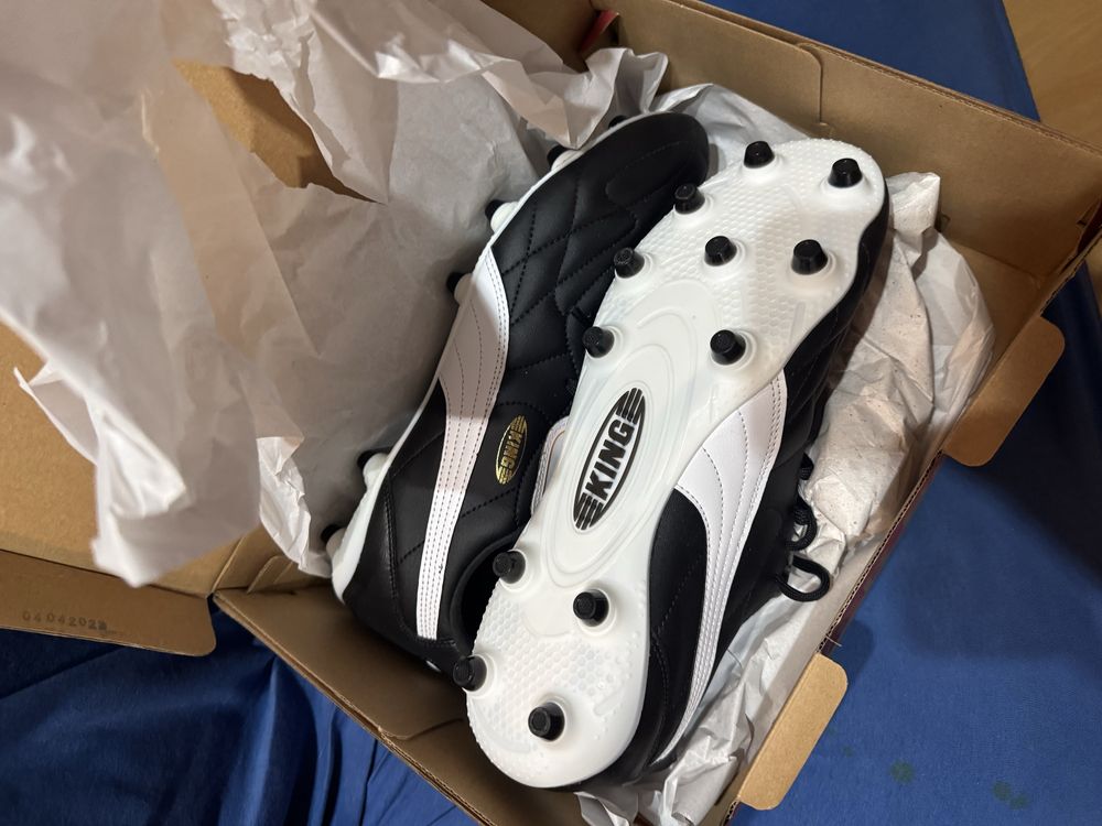 Мъжки бутонки 45 номер PUMA !!